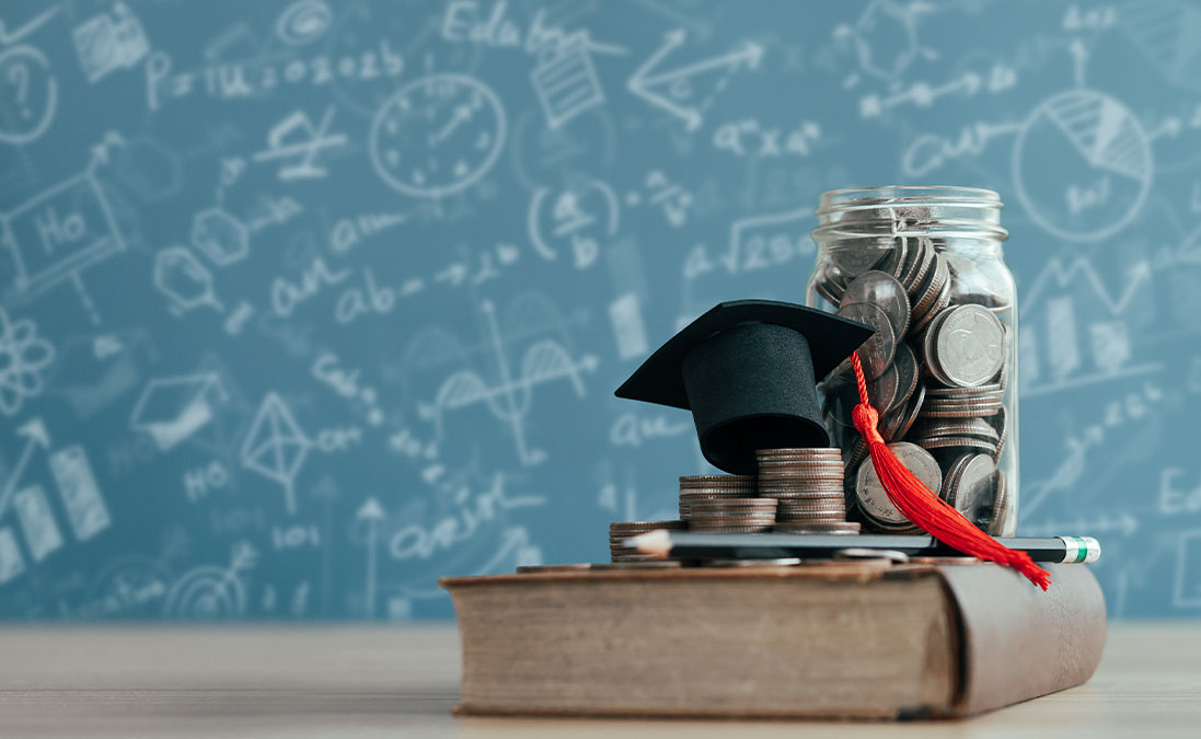 Als Finanzfachwirt/-in (FH) in Vertrieb und Unternehmen überzeugen Als Finanzfachwirt/-in (FH) in Vertrieb und Unternehmen überzeugen